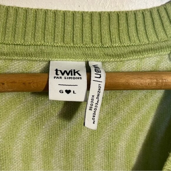 Twik Wavy Green Vest - Picture 3 of 4